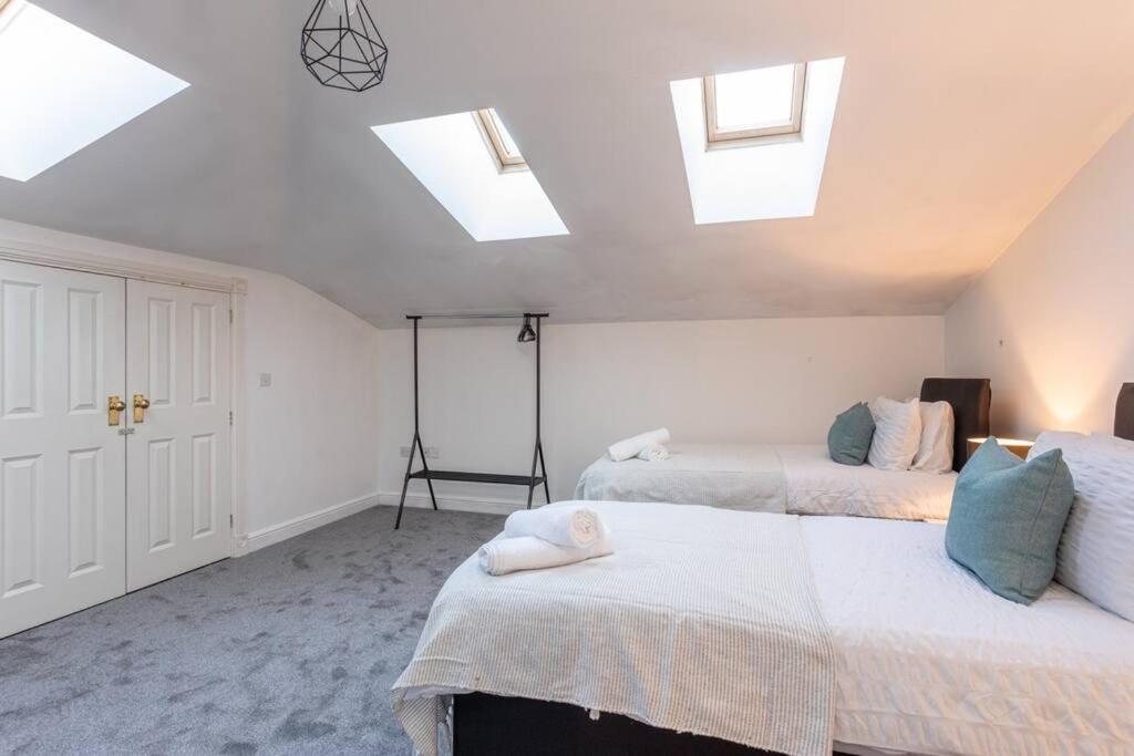 3 Bed Duplex In - Sleeps 6 * York