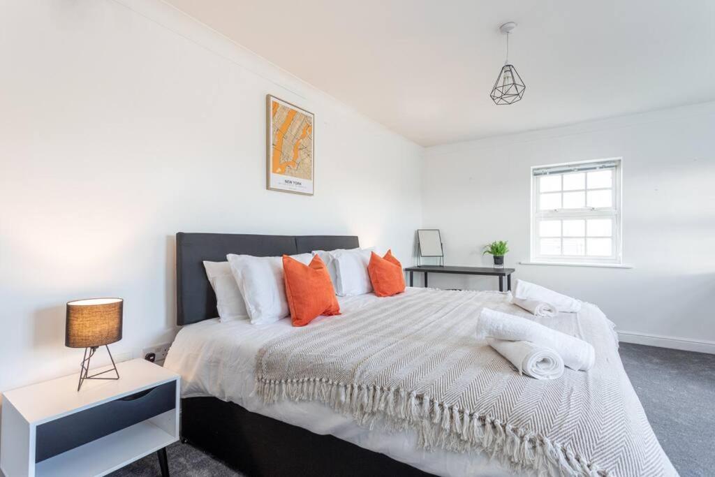 3 Bed Duplex In - Sleeps 6 * York